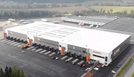 Referenssin Logistiikkarakennus Makasiinikatu kuva